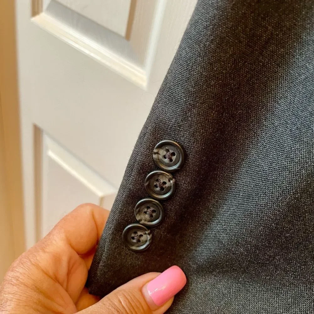 GRAY 2 BUTTON BLAZER BY BARRINGTON SIZE 46R EUC